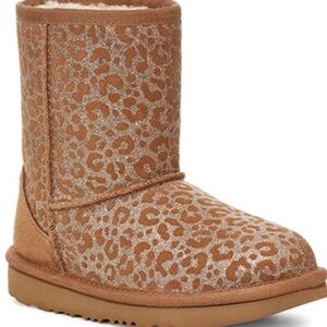 UGG Classic II Glitter Leopard Fleece Lined Brown 1112388T Treadlite Suede